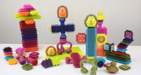 Klocki jeżyki z buźkami Spinaroos 75 elementów B.Toys