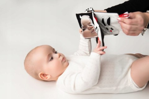 Książeczka Sensoryczna kto to? co to? Mom's Care Kontrastowa