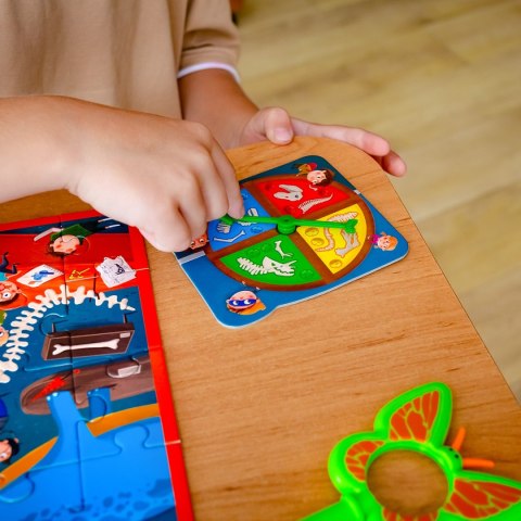 Puzzle Obserwacyjne Dinozaury Roter Kofer + Lupa