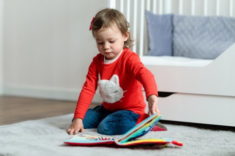Multisensoryczna Książeczka Lot Balonem Moms Care