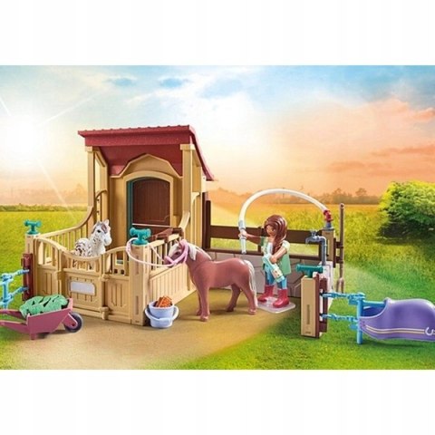 Playmobil 71494 Stajnia dla Koni Horses of Waterfall