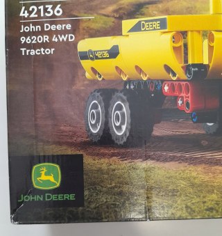 OUTLET LEGO Technic 42136 Traktor John Deere 9620R