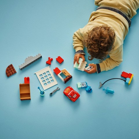 Lego Duplo Disney 10456 McQueen i wizyta w warsztacie doktora Hudsona