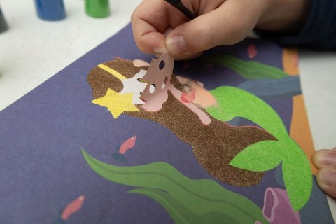 Piaskowa Wyklejanka Baśnie Bajki Genialny dzieciak 16 Obrazków 12 Kolorów