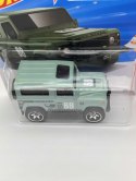 Samochodzik Hot Wheels JBC16 Land Rover Defender 90