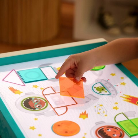 B.toys edukacyjny podświetlany stolik do rysowania Look & shine