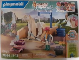 OUTLET Playmobil 71354 Isabella i Lioness Myjnia dla koni
